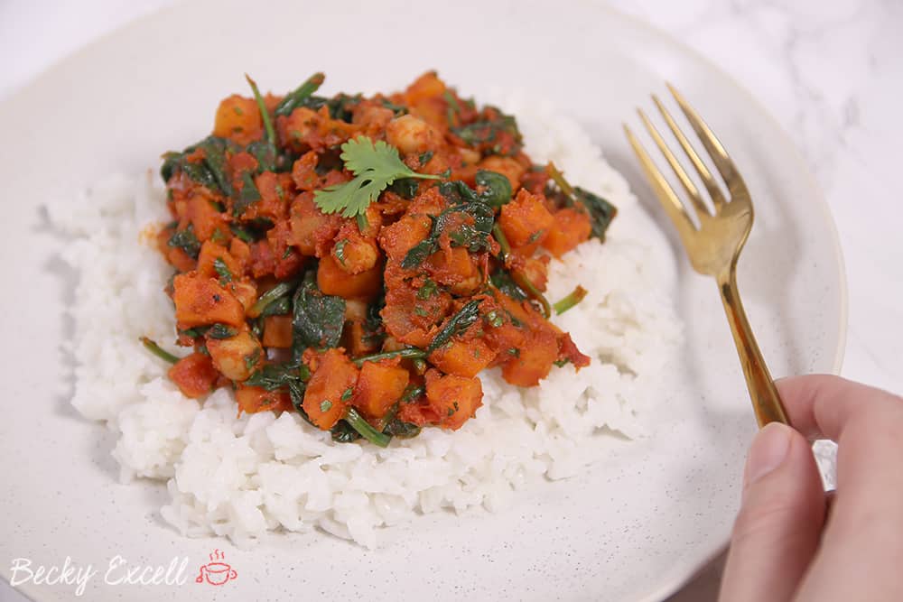 Gluten Free and Vegan Spinach and Chickpea Curry Recipe (low FODMAP)