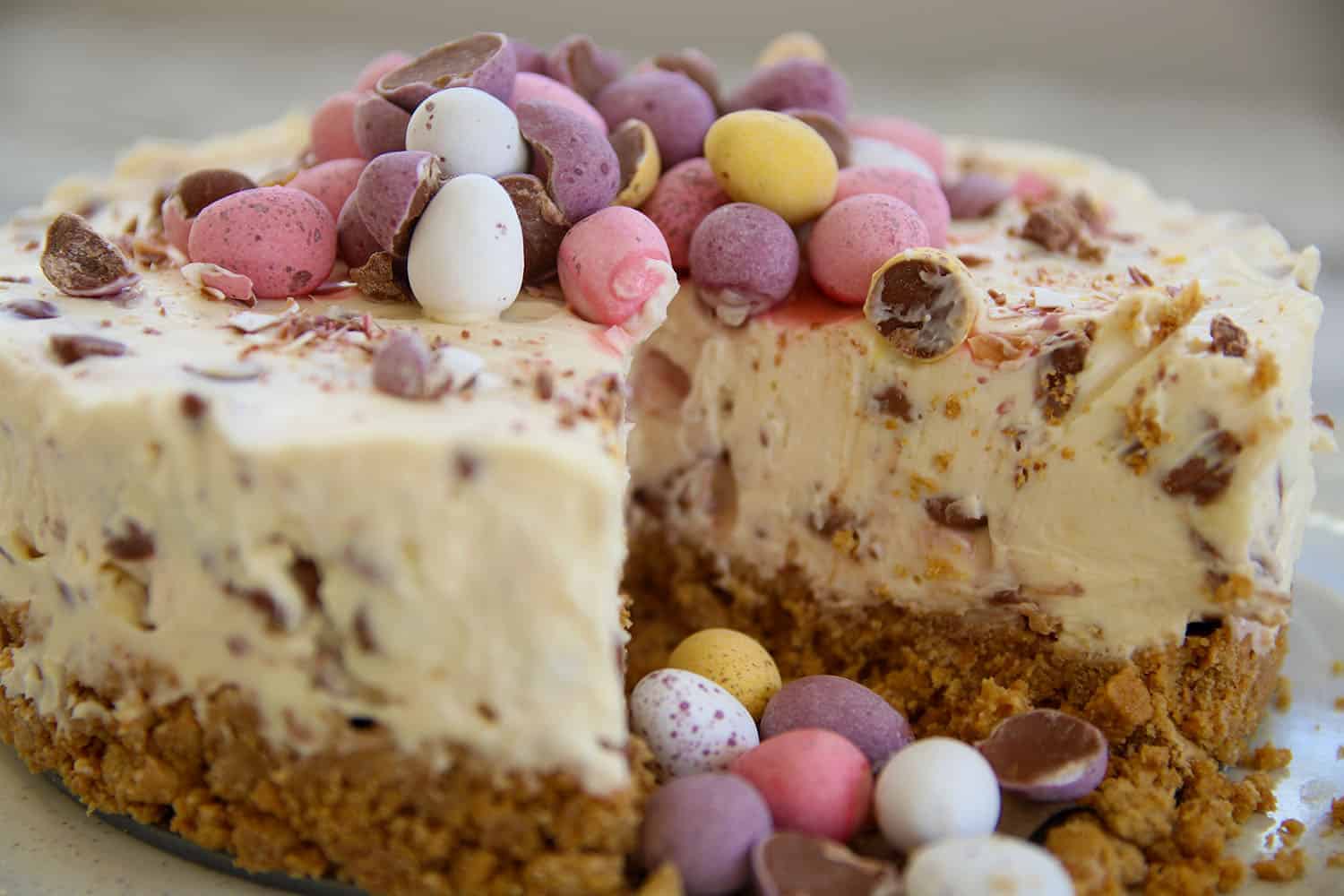 Lizzie Acker's Gluten-Free Easter Bundty Cake Recipe