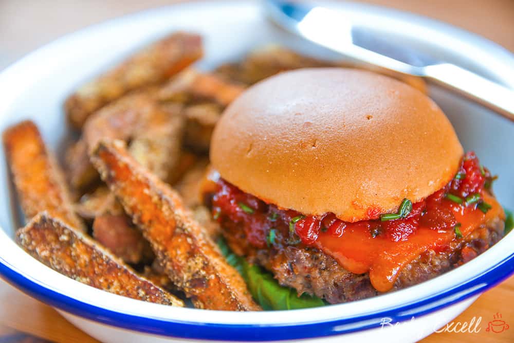 My Sundried Tomato and Basil Turkey Burgers Recipe with low FODMAP relish