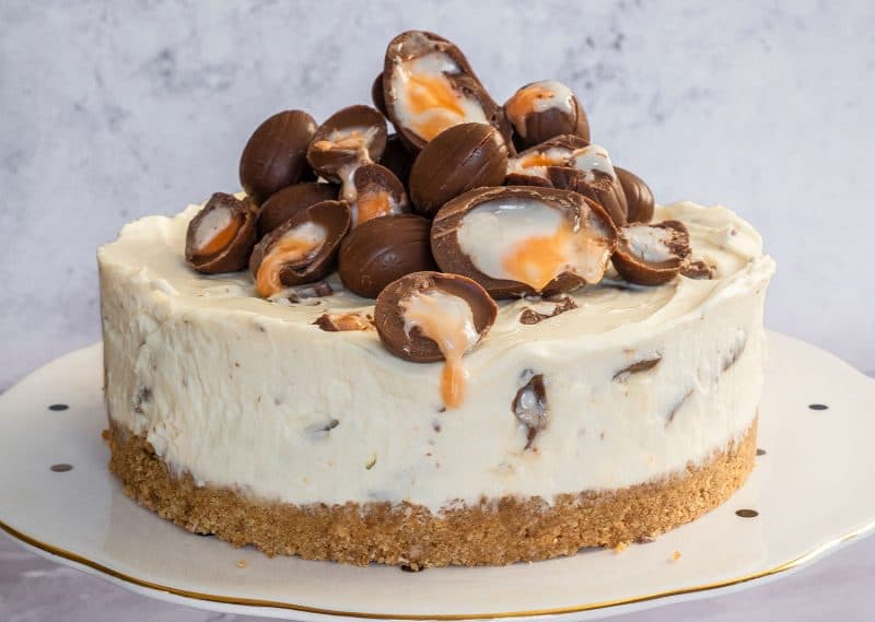 My ‘Eggstra Special’ Gluten Free Creme Egg Cheesecake Recipe (No-Bake)