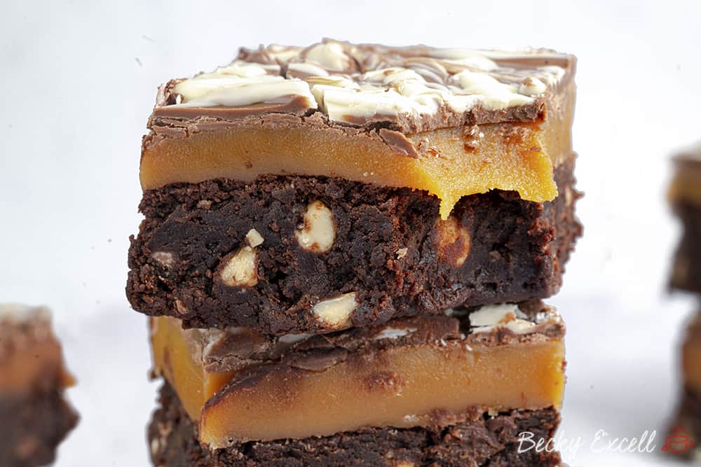 https://glutenfreecuppatea.co.uk/wp-content/uploads/2019/10/gluten-free-brillionaire-brownies-recipe-3.jpg