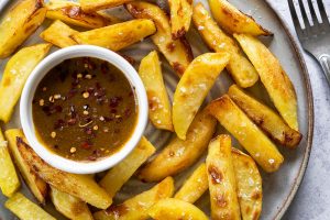 Oven-baked Chip Shop Chips & Curry Sauce Recipe (gluten free, low FODMAP, vegan)