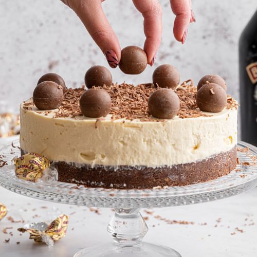 Gluten-free Baileys Cheesecake Recipe No-bake (dairy-free/vegan option)