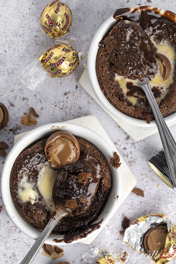 30 Gluten-free Christmas Dessert Recipes You NEED To Make: bailey's melting middle chocolate pots