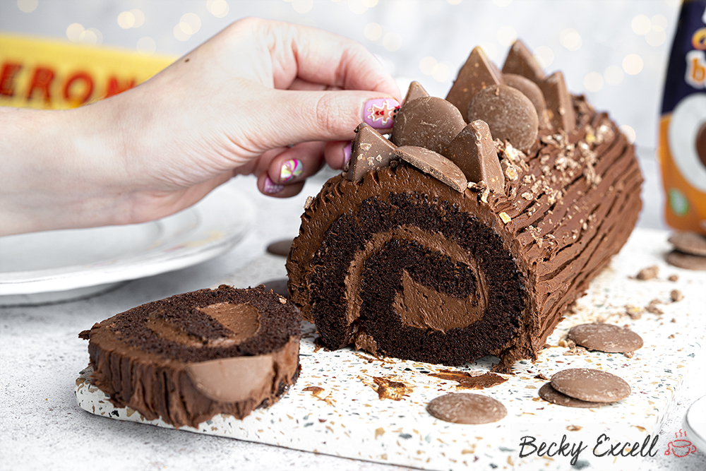 Chocolate Yule Log Recipe: How to Make It