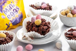 Mini Eggs Nest Cakes Recipe – No-Bake – Easter baking!