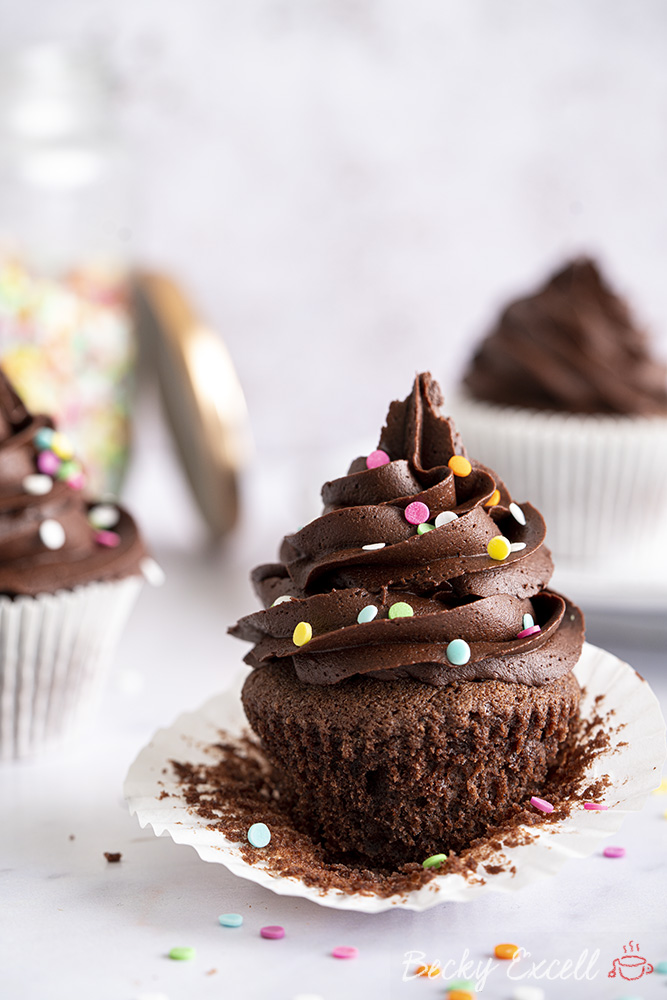 Gluten-free chocolate cupcakes recipe (dairy-free/low FODMAP option)