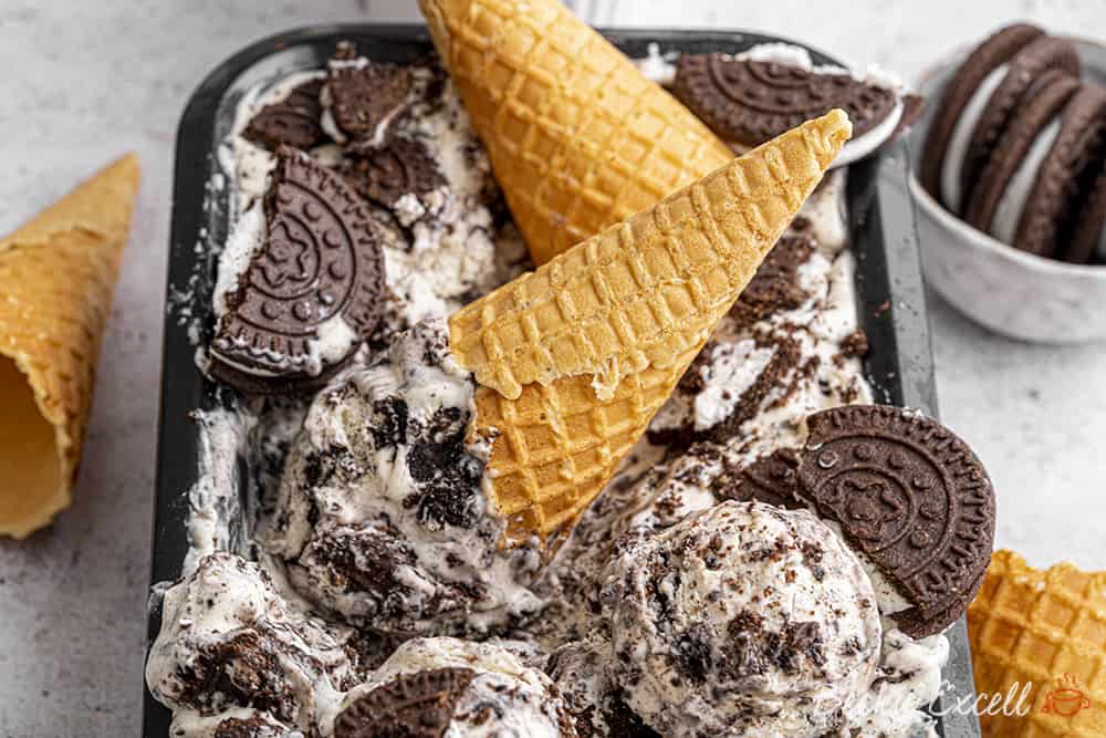 Gluten-free Oreo Ice Cream Recipe No-churn 4-ingredients