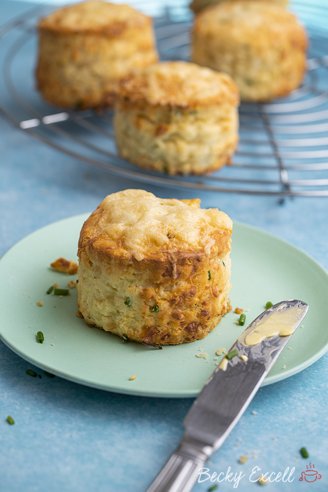 https://glutenfreecuppatea.co.uk/wp-content/uploads/2021/09/gluten-free-cheese-scones-recipe-4.jpg