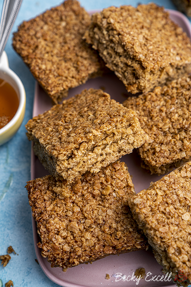 Gluten-free Flapjacks Recipe - 4-ingredients (dairy-free/vegan option)