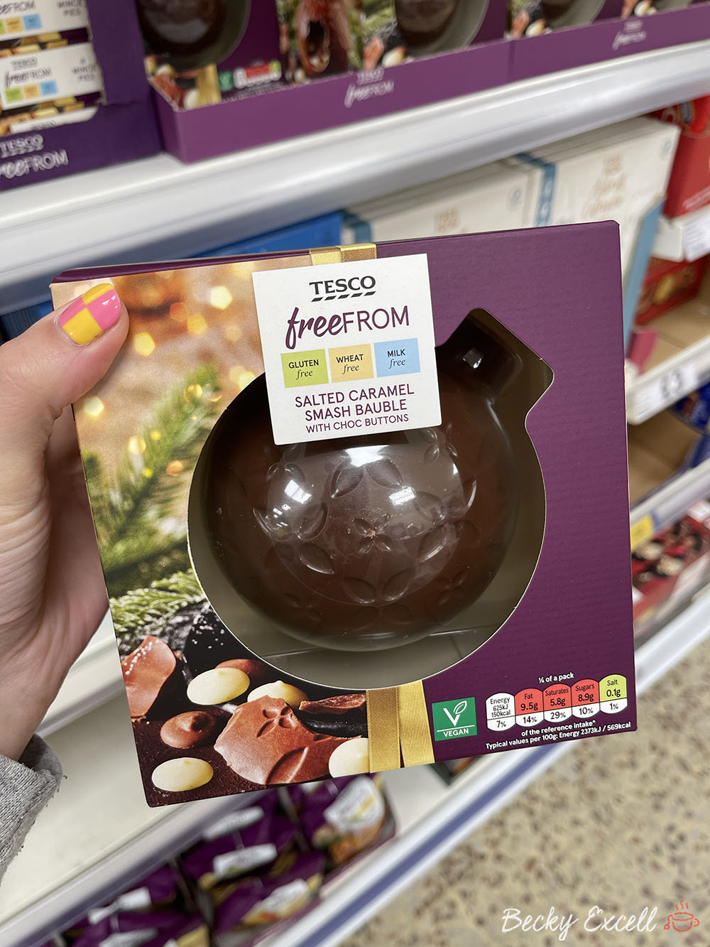 Tescos gluten-free Christmas products 2021: Salted Caramel Smash Bauble