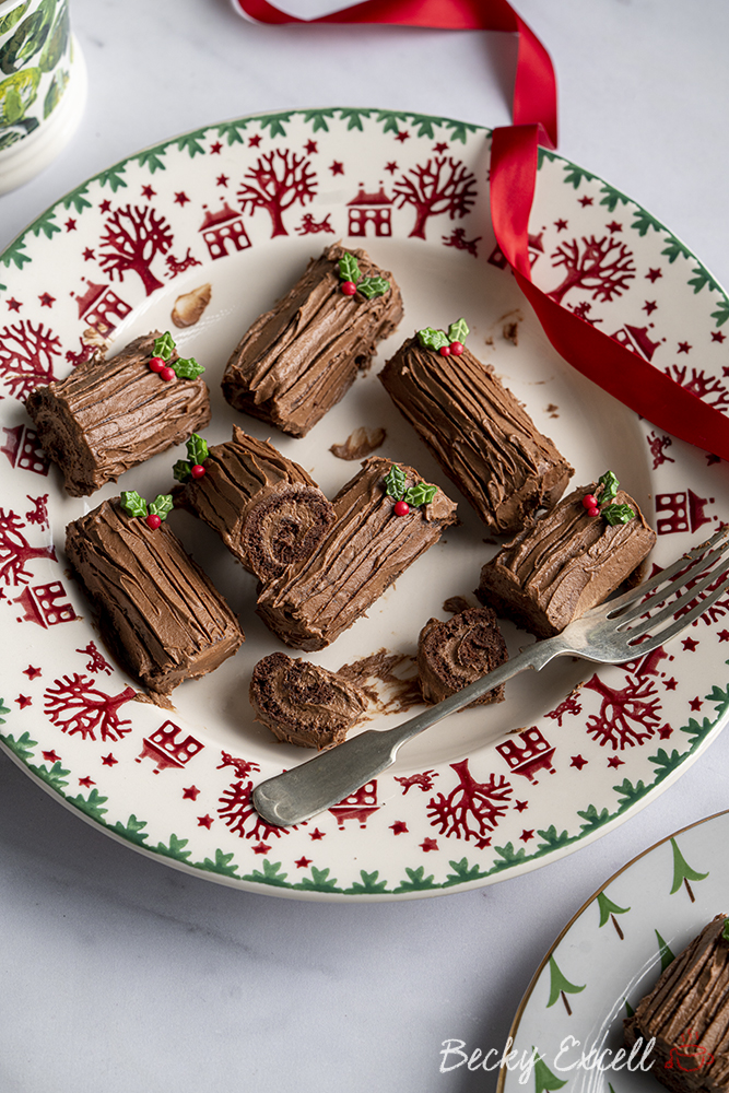 Mini Bûche de Noël (Chocolate Yule Log) – Lucy's Friendly Foods