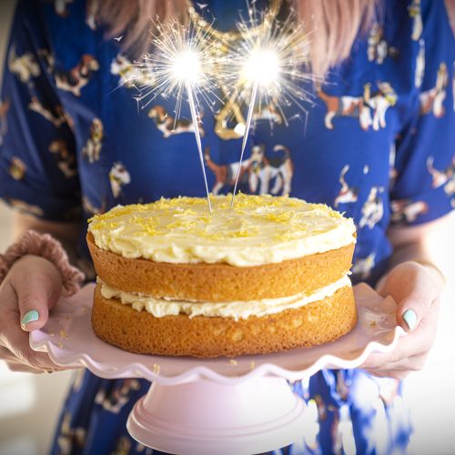 Vanilla Layer Cake With Lemon Curd - Sprinkles For Breakfast