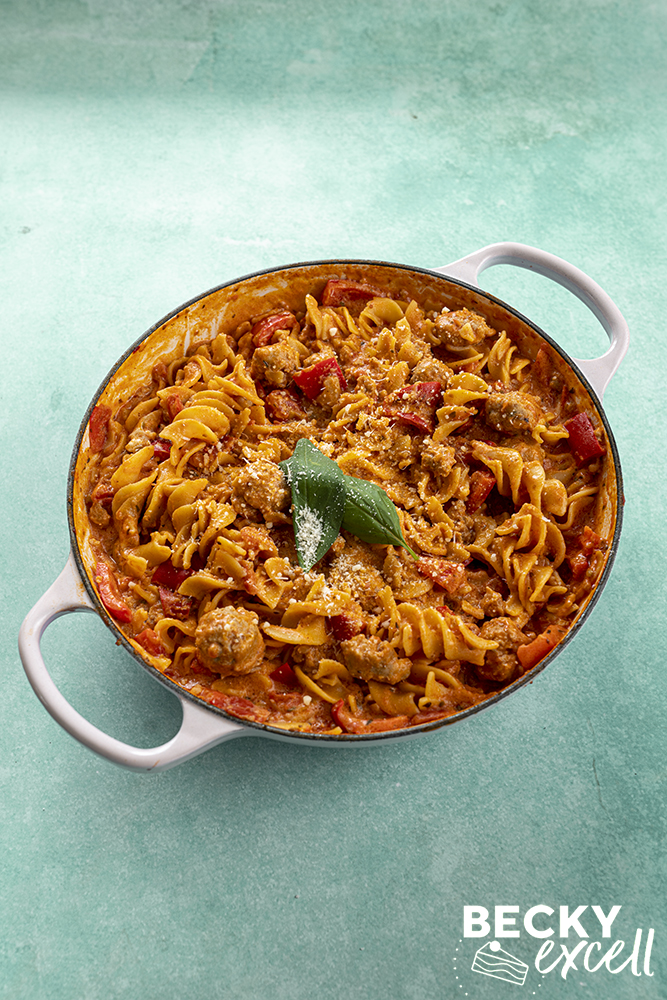 One-pot Sausage Tomato Pasta Recipe