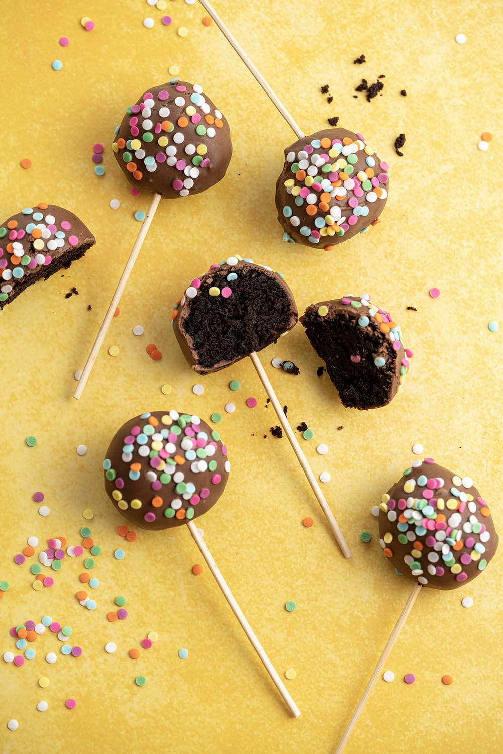 Cheesecake Cake Pops Coated in Dark Chocolate & Coconut - In the Kitch