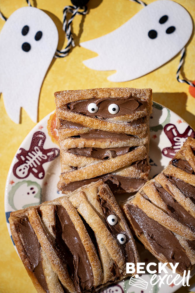 Gluten-free Halloween Mummy Puff Pastries Recipe