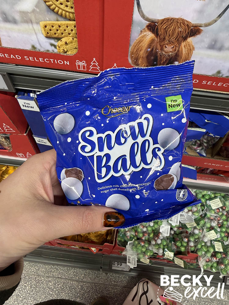 Aldi Choceur Snow Balls