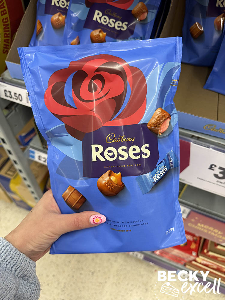Cadbury Roses Sharing Bag (220g)