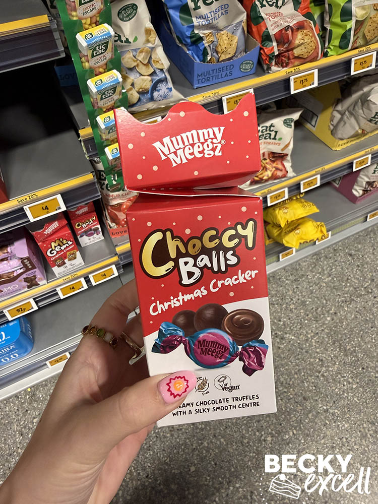 Mummy Meegz Choccy Balls Christmas Cracker