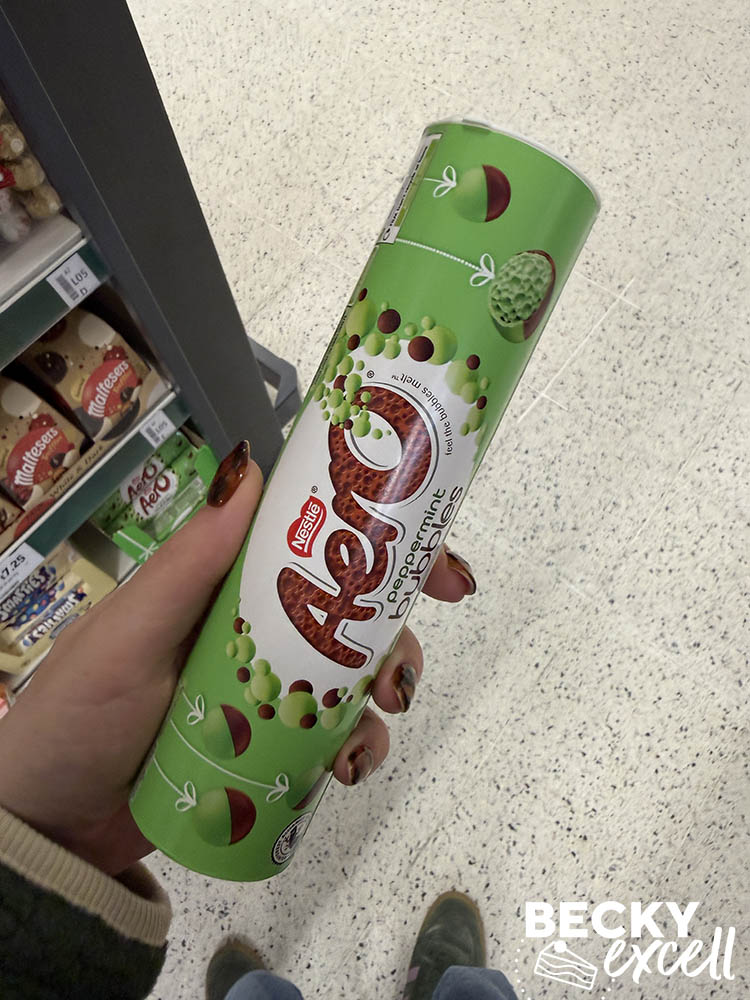 Aero Peppermint Bubbles Giant Tube
