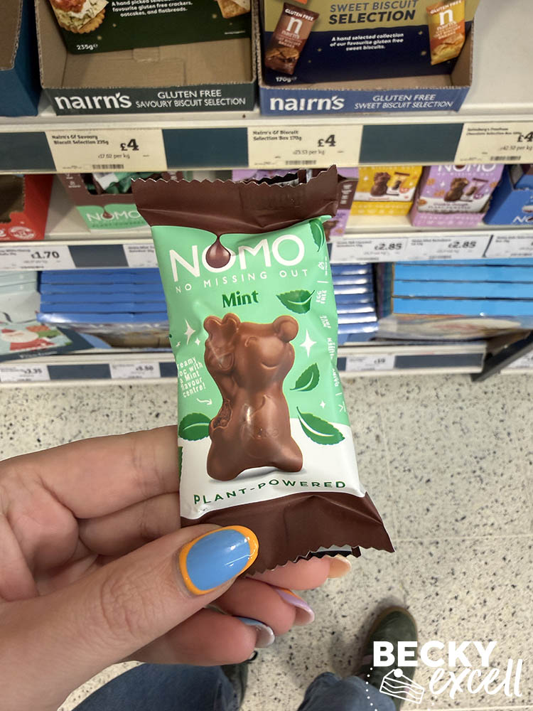 NOMO Mint Reindeer
