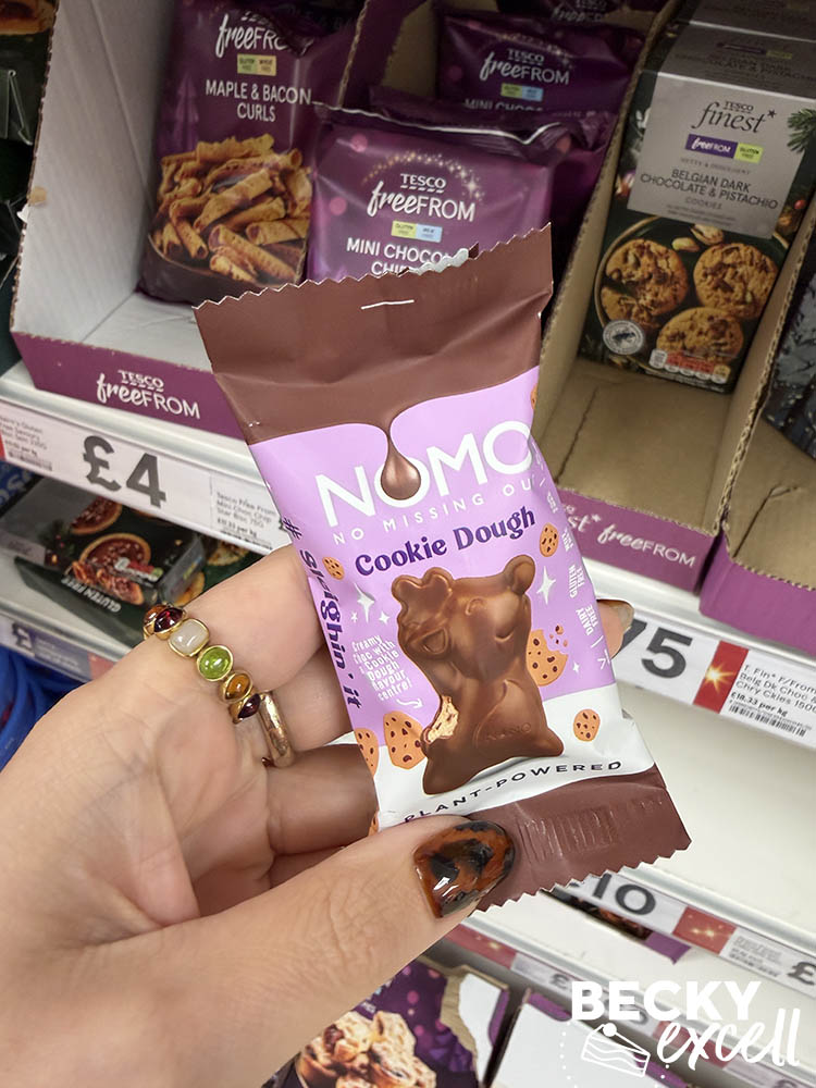 NOMO Cookie Dough Reindeer