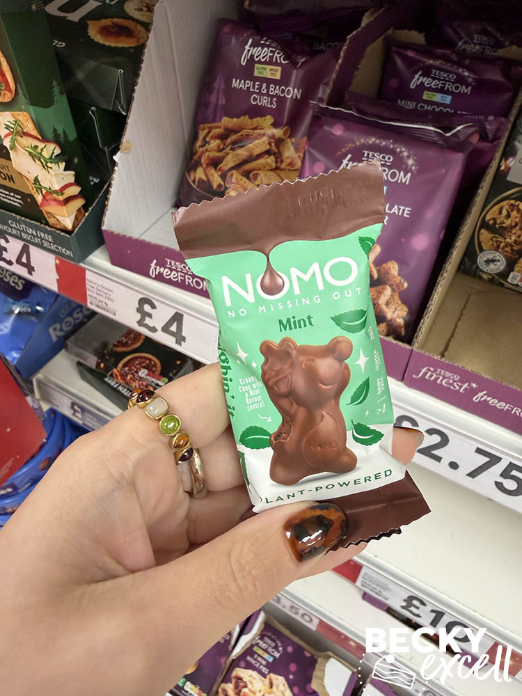 NOMO Mint Reindeer