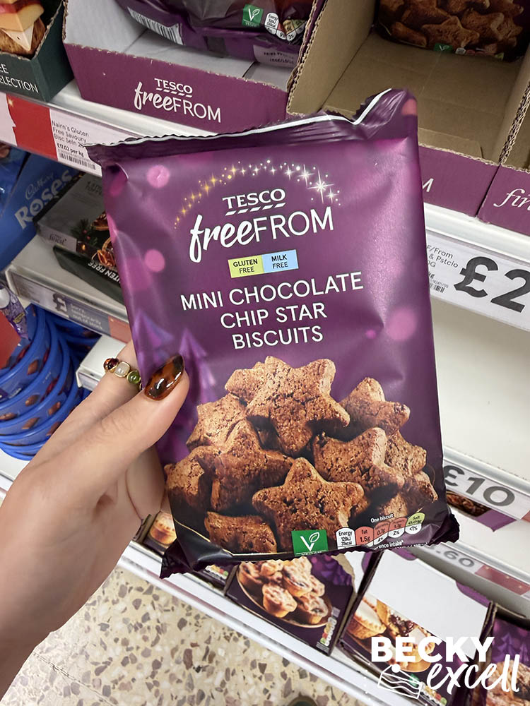 Tesco Free From Mini Chocolate Chip Star Biscuits