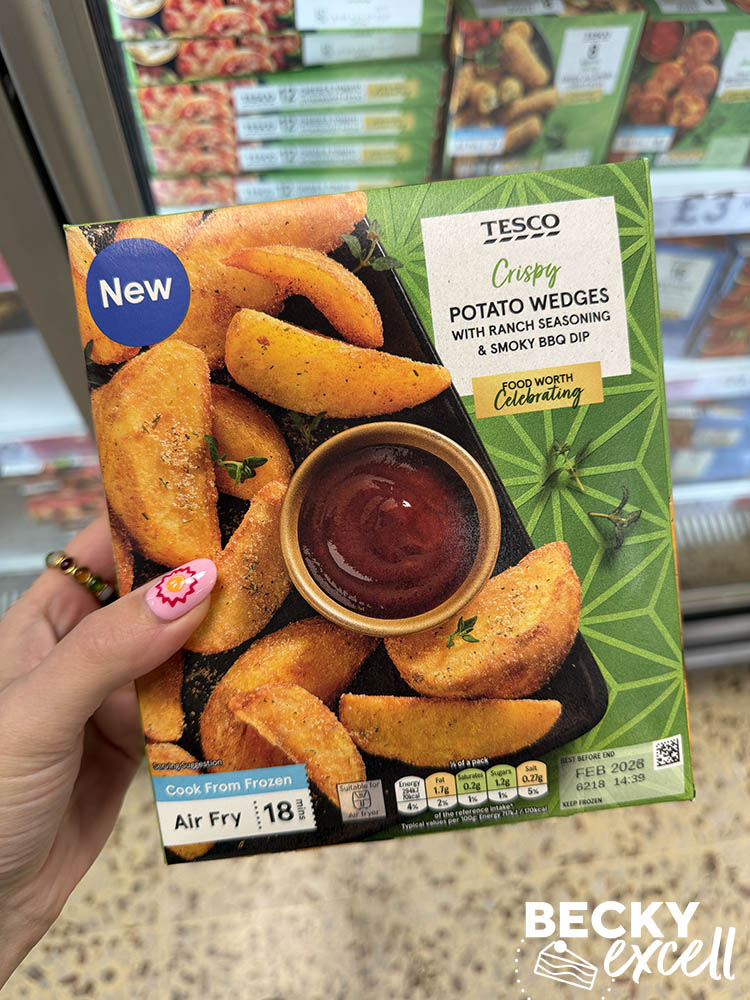 Tesco Crispy Potato Wedges with Ranch Seasoning & Smoky BBQ Dip